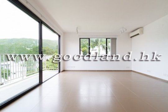 CLEAR WATER BAY Detached Sea View House with Garden For Sale