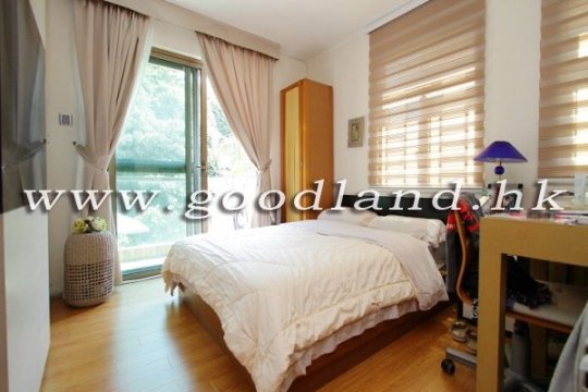 CLEAR WATER BAY House with Big Garden For Sale