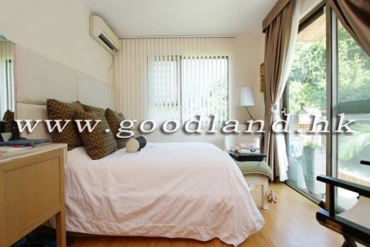 CLEAR WATER BAY House with Big Garden For Sale