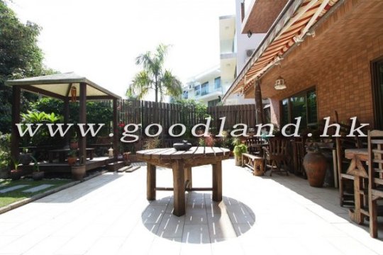 CLEAR WATER BAY House with Big Garden For Sale
