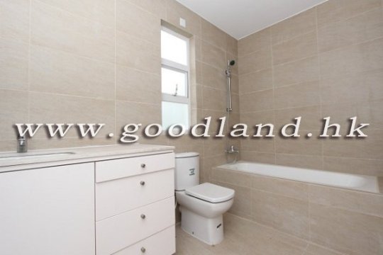 CLEAR WATER BAY Renovated Sea View House with Garden For Sale