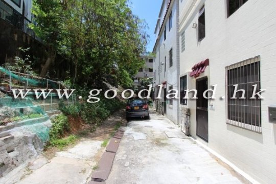 CLEAR WATER BAY Lower Duplex Sea View Village House For Sale