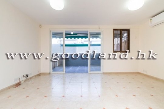 CLEAR WATER BAY Lower Duplex Sea View Village House For Sale