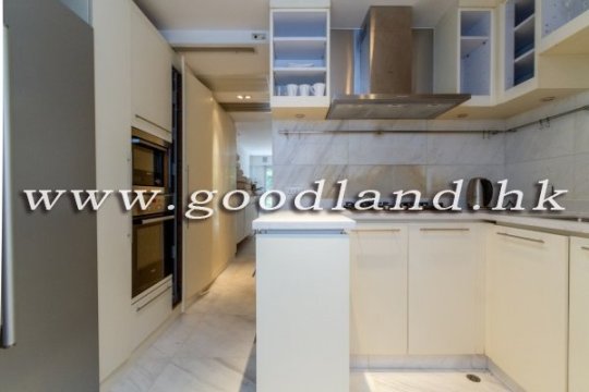 CLEAR WATER BAY Renovated Sea View Village House For Sale