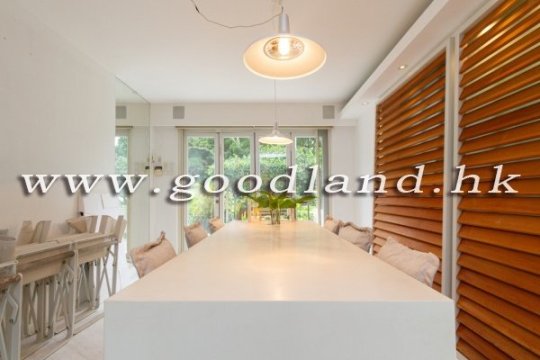 CLEAR WATER BAY Renovated Sea View Village House For Sale