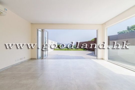 CLEAR WATER BAY Sea View House with Garden For Sale