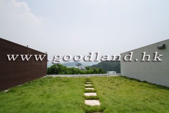 CLEAR WATER BAY Sea View House with Garden For Sale