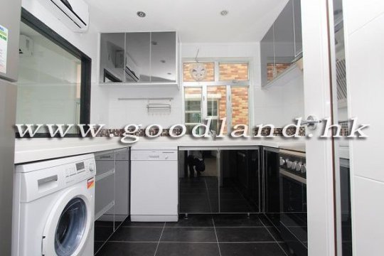 CLEAR WATER BAY House with Roof Garden For Sale