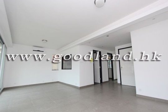 CLEAR WATER BAY House with Roof Garden For Sale