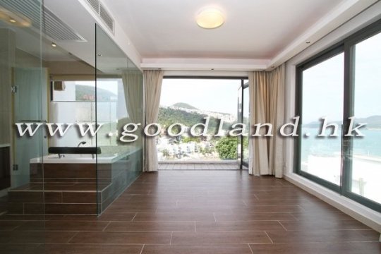 CLEAR WATER BAY Renovated Sea View Village House For Sale