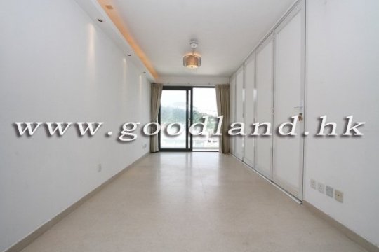 CLEAR WATER BAY Renovated Sea View Village House For Sale