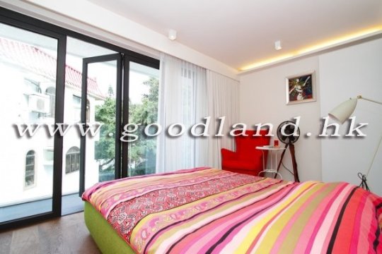 CLEAR WATER BAY Renovated Sea View Village House For Sale
