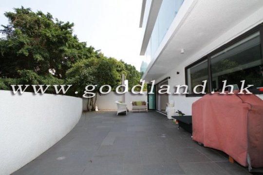 CLEAR WATER BAY Renovated Sea View Village House For Sale