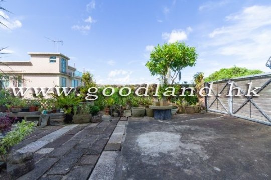 CLEAR WATER BAY Detached Village House with Private Garden For Sale