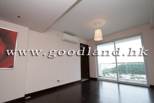 CLEAR WATER BAY Renovated Sea View Village House For Sale
