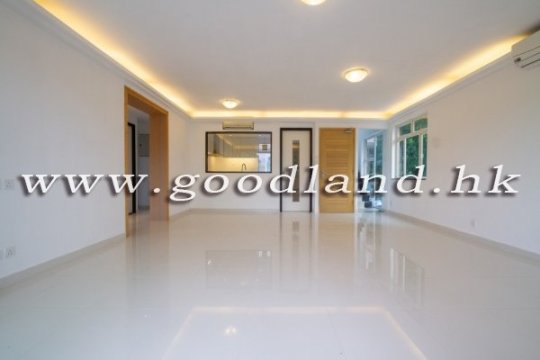 CLEAR WATER BAY House with Big Garden For Sale