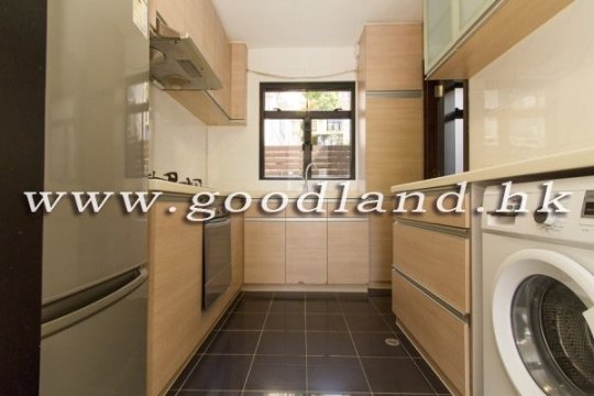 CLEAR WATER BAY Lower Duplex with Big Garden For Sale