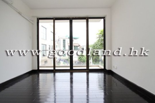 CLEAR WATER BAY Lower Duplex with Big Garden For Sale