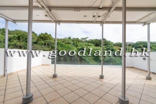 CLEAR WATER BAY House with Big Garden For Sale