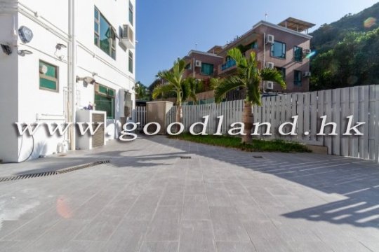 CLEAR WATER BAY House with Big Garden For Sale