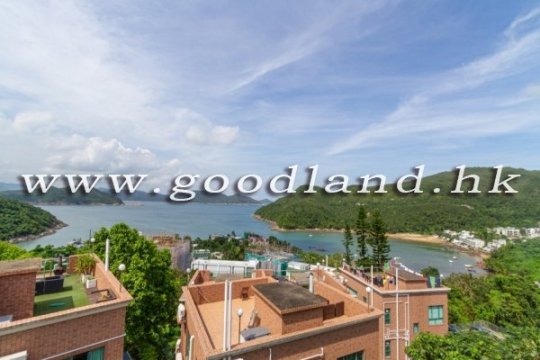 CLEAR WATER BAY Spacious Village House For Sale