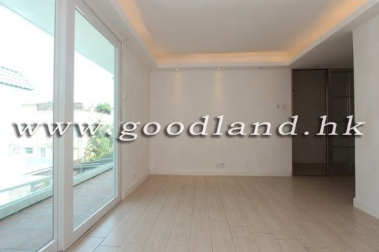 CLEAR WATER BAY Spacious Village House For Sale