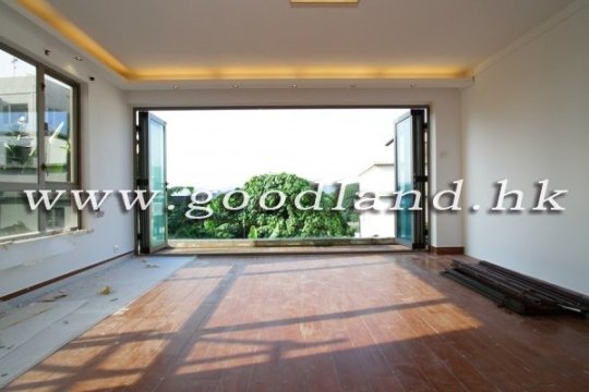 CLEAR WATER BAY Sea View House with Garden For Sale