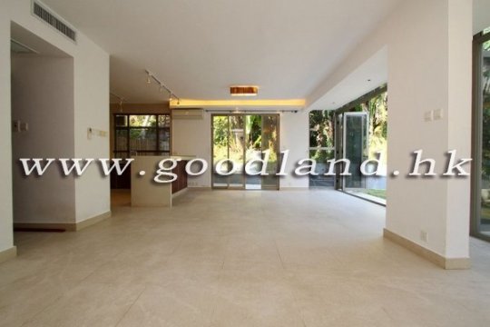 CLEAR WATER BAY Sea View House with Garden For Sale