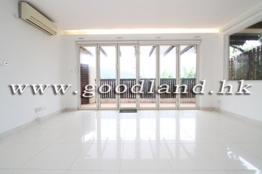 CLEAR WATER BAY Spacious Village House For Sale