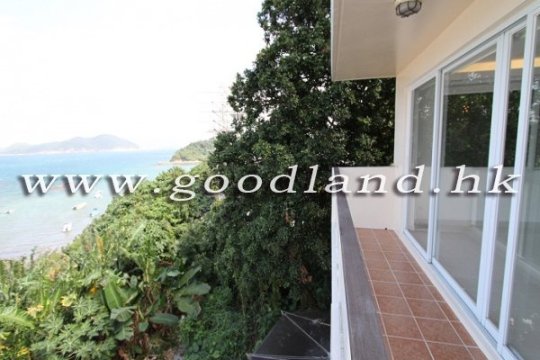 CLEAR WATER BAY Spacious Village House For Sale