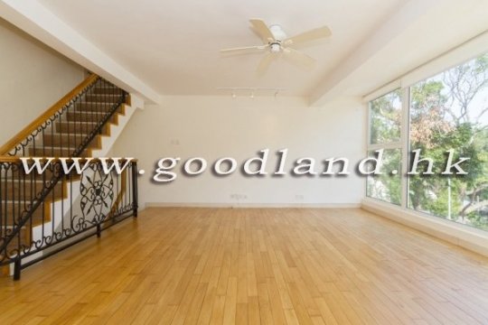 Prime Location 4-Bed (2 En-Suites) House for Sale in Clear Water Bay