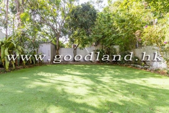 Prime Location 4-Bed (2 En-Suites) House for Sale in Clear Water Bay