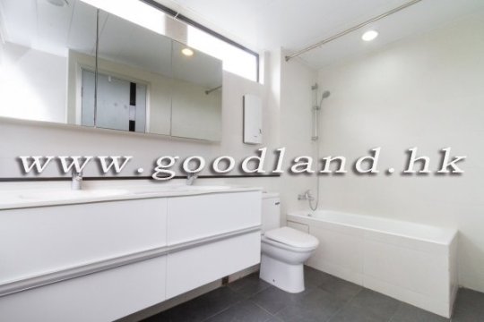 Clear Water Bay Sea View Village House for Sale