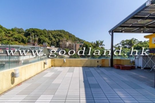 Clear Water Bay House with Garden and Pool for Sale