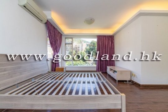 Clear Water Bay House with Garden and Pool for Sale