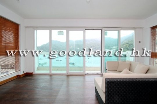 Clear Water Bay Waterfront Sea View Village House for Sale