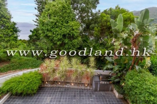 Clear Water Bay End Unit Sea View Garden House for Sale