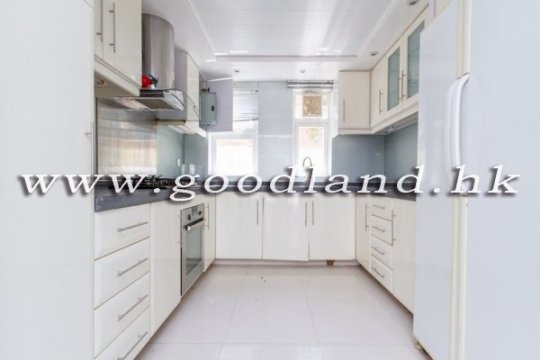 【清水湾村屋出售】全幢村屋・私人闸门