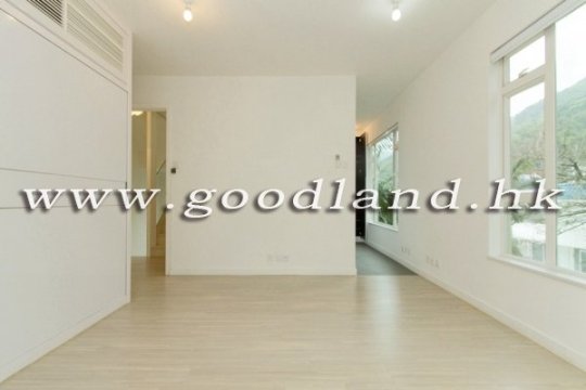 Clear Water Bay Sea View Lawn Garden House for Sale