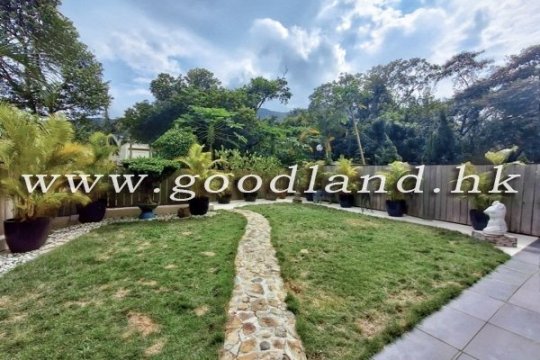 Clear Water Bay Detached Lawn Garden Village House for Sale