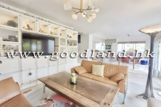 Clear Water Bay Detached Lawn Garden Village House for Sale