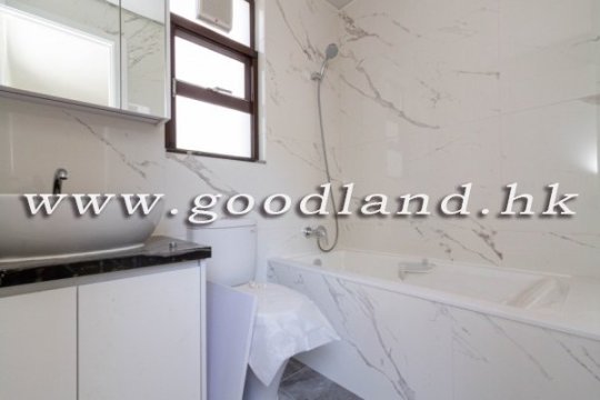 Clear Water Bay Unobstructed Sea View Village House for Sale