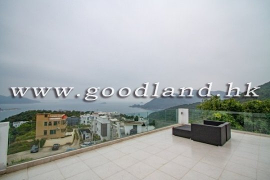 Clear Water Bay Semi-detached Sea View Garden House for Sale