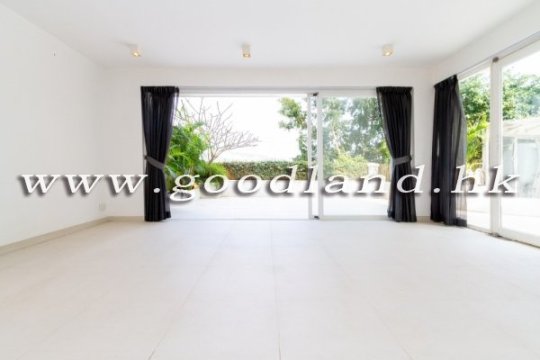 Clear Water Bay Renovated Semi-detached Sea View Garden House for Sale&Rent