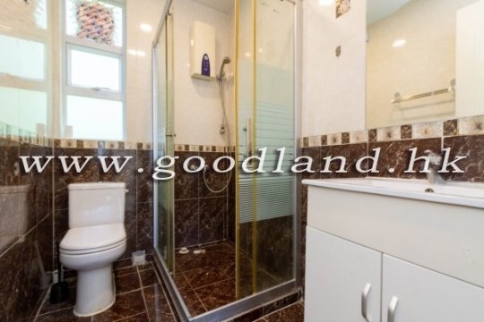 Clear Water Bay Rooftop Sea View Village House for Sale