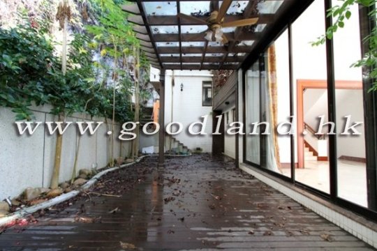 【清水灣花園屋苑住宅出售】交通便利・尊貴