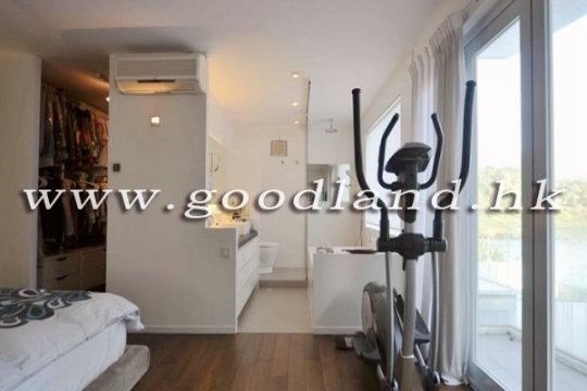 Sai Kung Village House for Sale | Partial Sea View, Open Kitchen & 2 En-suites