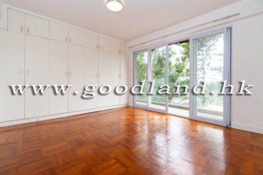 Sai Kung Village House for Sale | Huge Lawn Garden, Private Pool & 5 Bedrooms