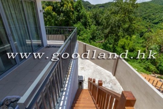 Sai Kung Village House for Sale | Huge Lawn Garden, Sea Greenery View & 3 En-suites