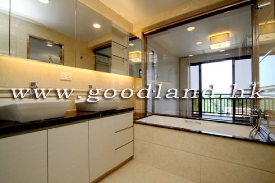 Sai Kung Fully Detached House for Sale | Private Pool, Sea Greenery View & Gated Parking